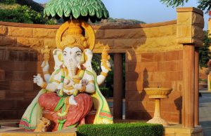 Hinduism For Beginners: Key Concepts And Practices Explained