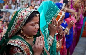 Hinduism: An Introduction to the Beliefs, Practices, and History of the World’s Oldest Religion