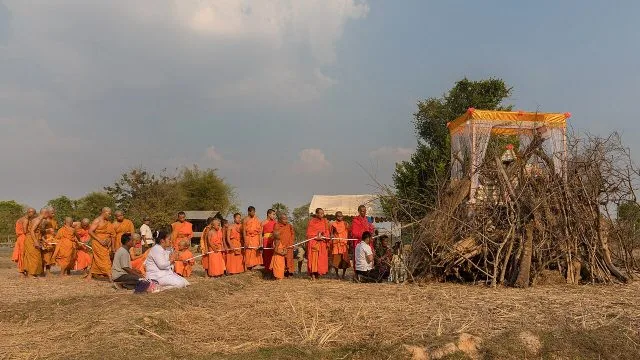 offerings to Agni